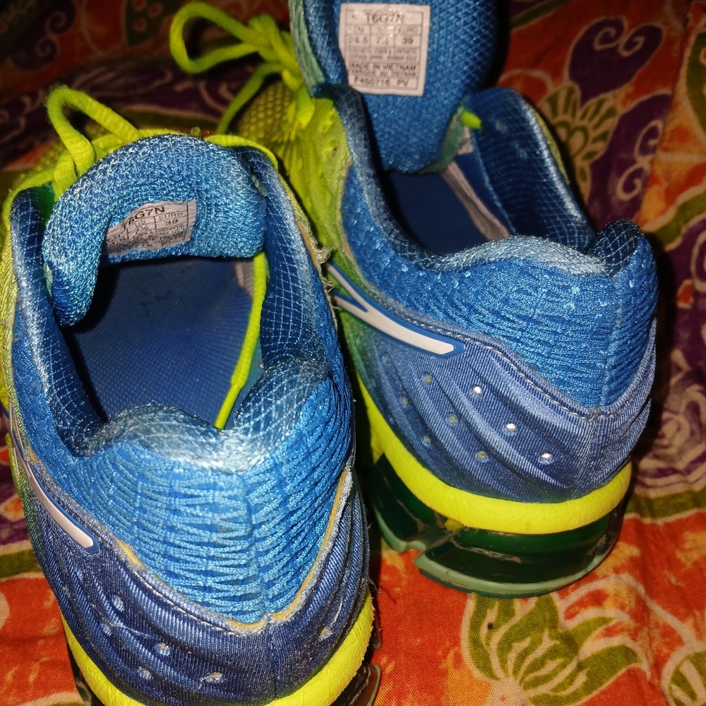 Asics - Picture 3 of 4
